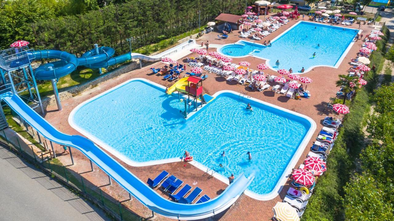 Camping Belvedere Лацизе Екстериор снимка